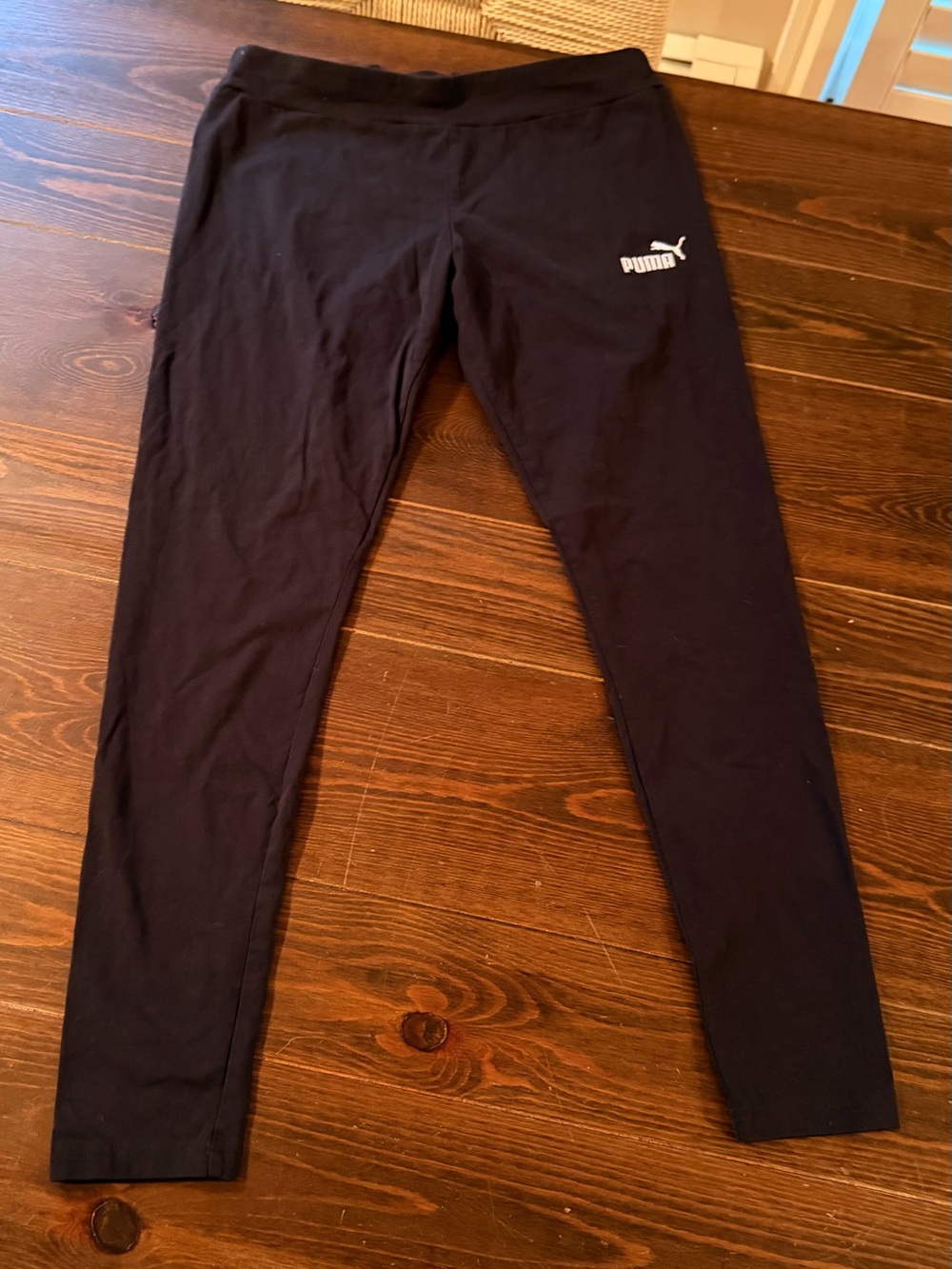 NWOT Puma Black Leggings with White Logo - Kids